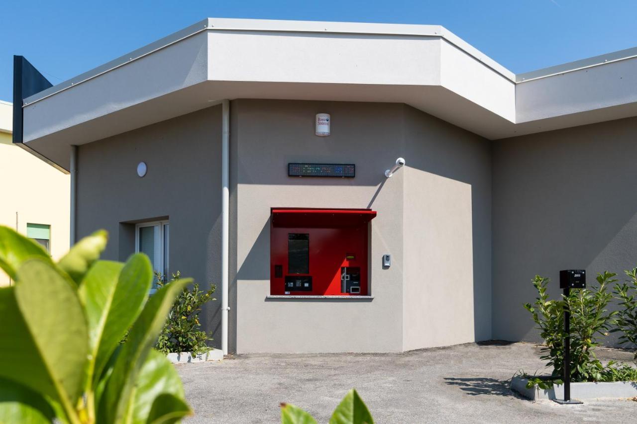 Motel Circuit Drive Cingia De' Botti Zewnętrze zdjęcie